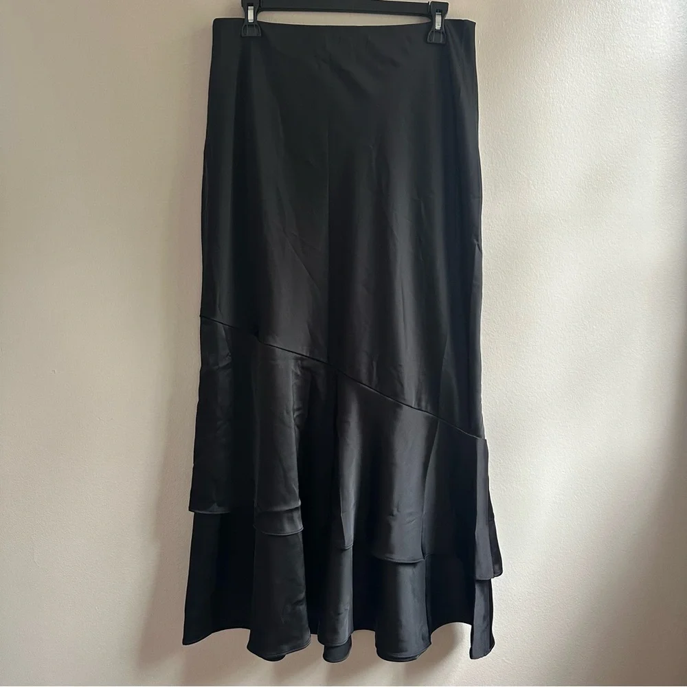 Banana Republic Factory Satin Tiered Maxi Skirt Size M - Picture 7 of 7